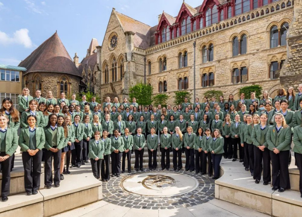 這位同學(xué)斬獲“女子伊頓”CLC女校Y9 Offer！她怎樣在層層選拔中脫穎而出？